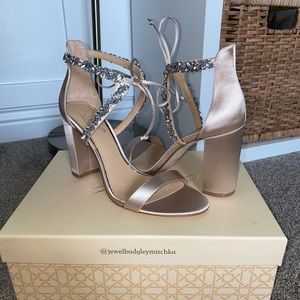 Badgley Mischka Thamar Block Heel Sandal (champagne)